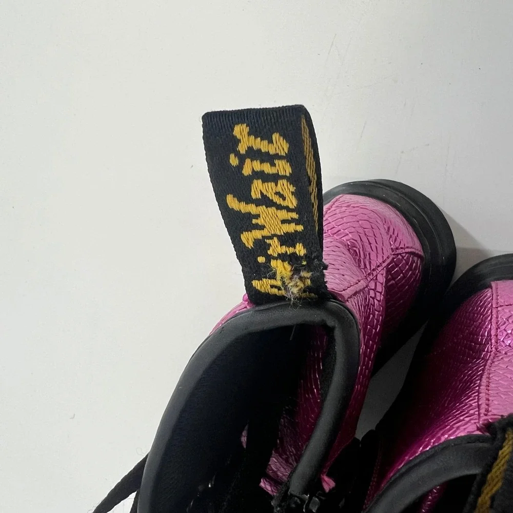 Dr. Doc Martens 1460 J Metallic Pink Snakeskin Boots Junior Size 3 US 2 UK 34 EU